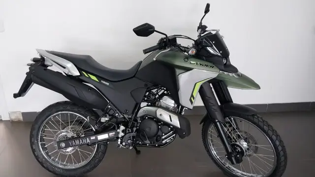 Moto Yamaha XTZ 250 Lander 2025 Connected