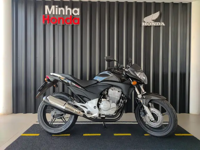 Moto Honda CB 300R 2010 Standard