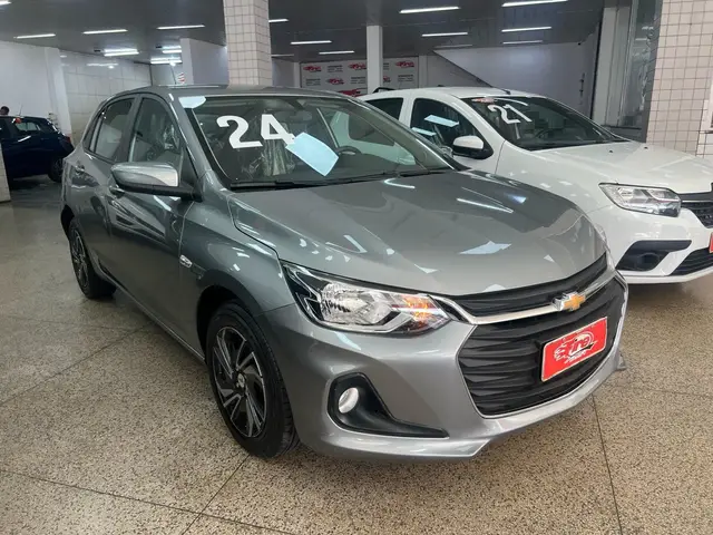 Carro Chevrolet Onix Plus 2024 LT 1.0