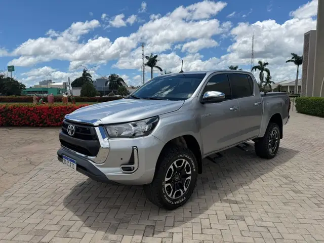 Carro Toyota Hilux Cabine Dupla 2021 SR 2.8 TDI CD 4x4 (Aut)