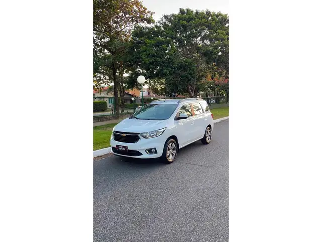 Carro Chevrolet Spin 2024 Premier 1.8 (Aut.)