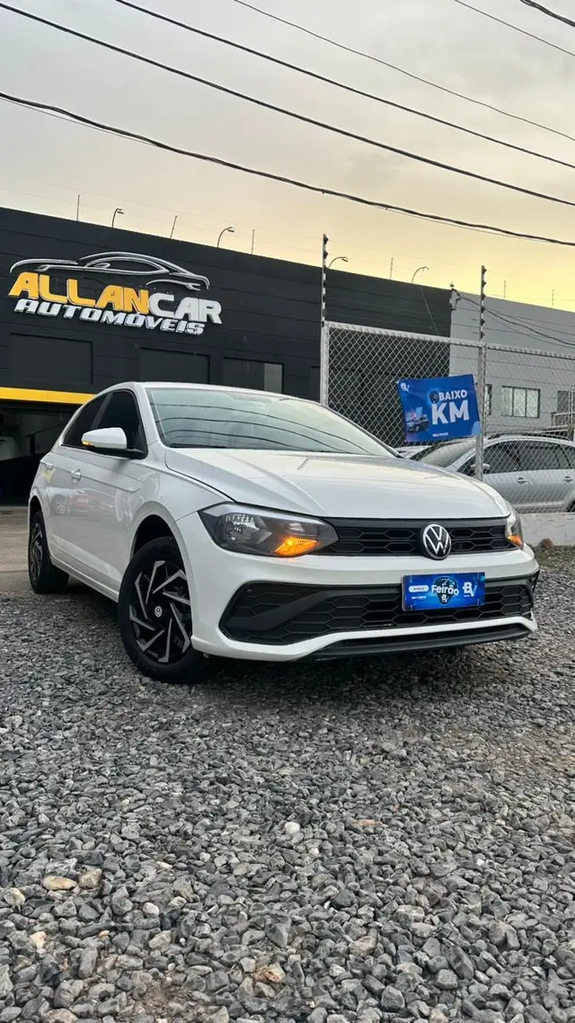 Carro Volkswagen Polo 2024 Track 1.0 Flex 12V 5p