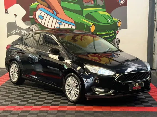 Carro Ford Focus Sedan 2018 SE Plus 2.0 PowerShift