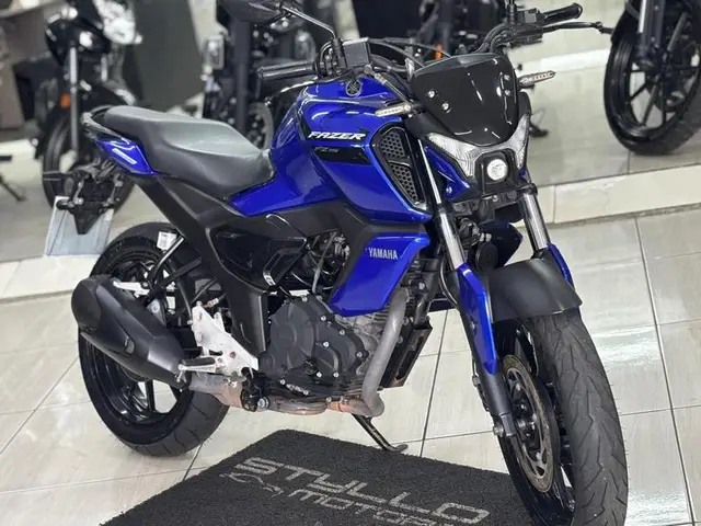 Moto Yamaha Fazer FZ15 2023 ABS