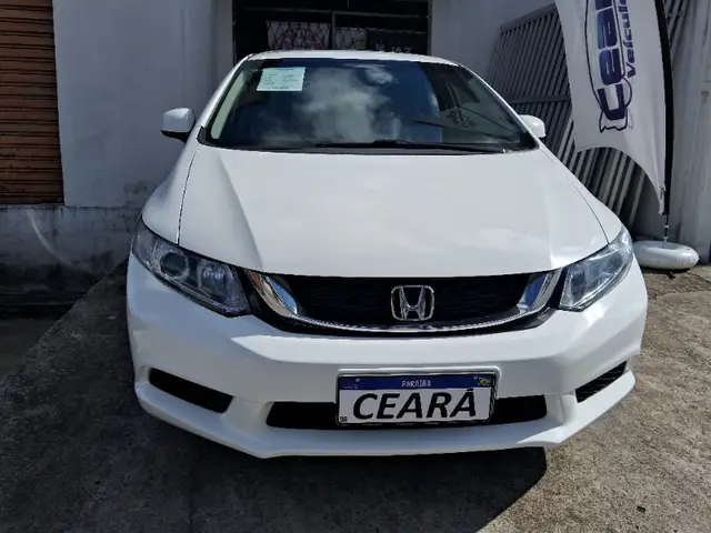 Carro Honda Civic 2015 LXS 1.8 i-VTEC (Flex)
