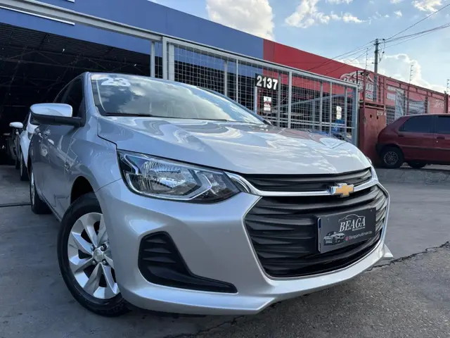 Carro Chevrolet Onix 2023 LT 1.0 Turbo