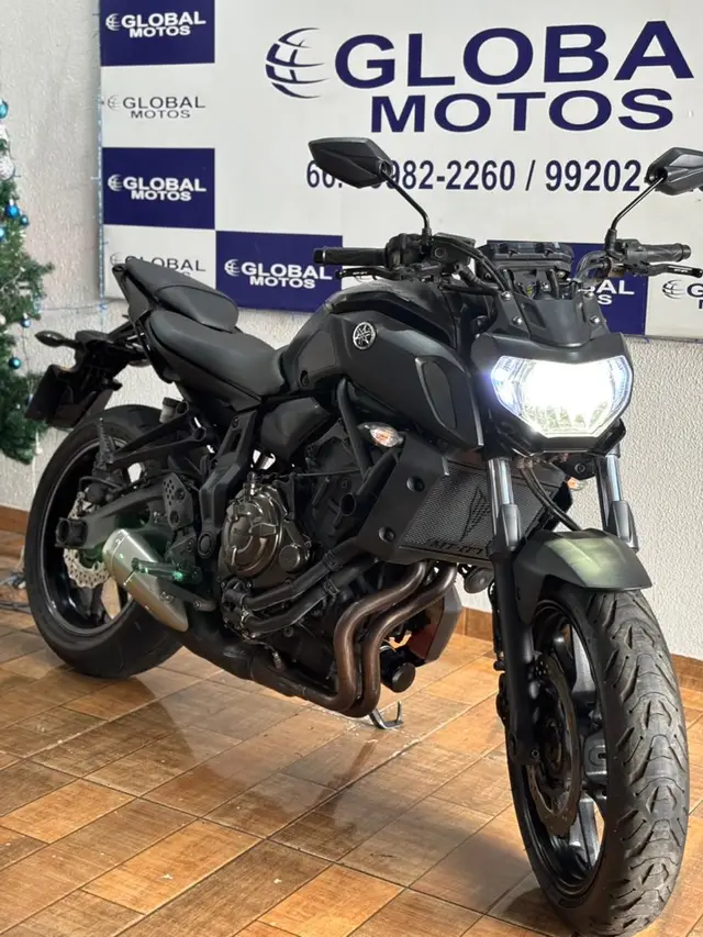 Moto Yamaha MT-07 2021 ABS