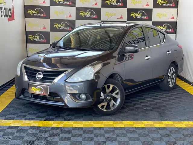 Carro Nissan Versa 2017 1.6 16V SL FlexStart (Flex)