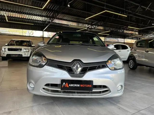 Carro Renault Clio 2013 Authentique 1.0 16V (Flex) 2p