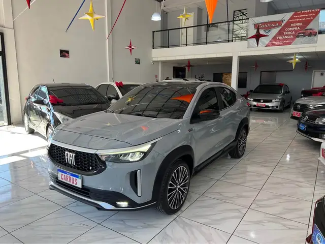 Carro Fiat Fastback 2024 Limited Edition Powered by Abarth