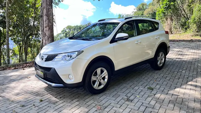 Carro Toyota RAV4 2014 2.0 4x4