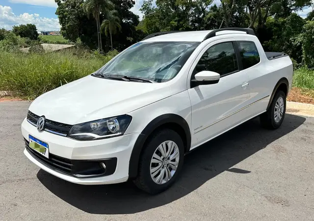 Carro Volkswagen Saveiro 2015 Highline 1.6 MSI CD (Flex)