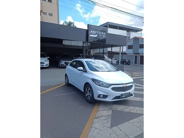 Carro Chevrolet Onix 2017 1.4 LTZ SPE/4