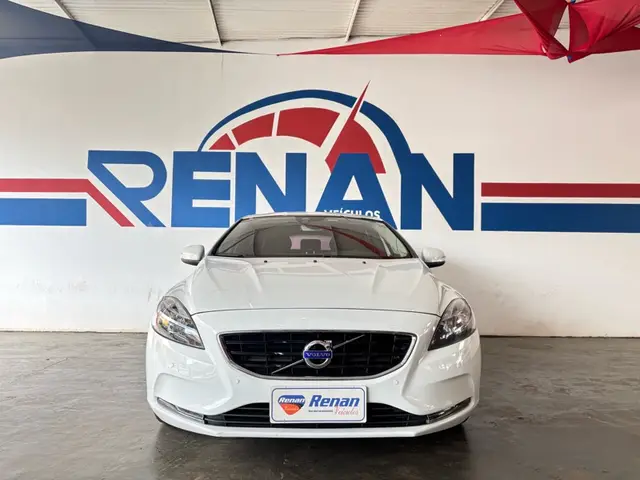 Carro Volvo V40 2016 1.5 T3 Kinetic