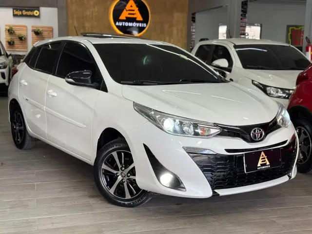 Carro Toyota Yaris 2022 1.5 XLS Connect CVT (Flex)