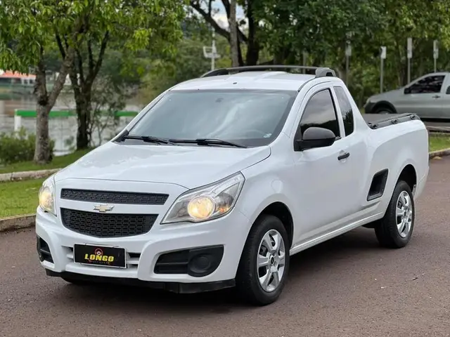 Carro Chevrolet Montana 2017 LS 1.4 (Flex)
