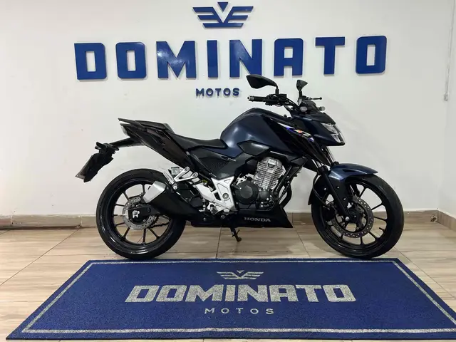 Moto Honda CB 300F Twister 2025 (ABS)