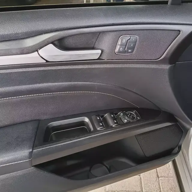 Carro Ford Fusion 2017 2.0 EcoBoost Titanium AWD (Aut)