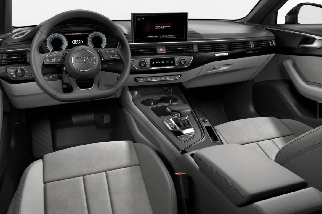 Audi A4 Performance Black 40 2.0 TFSI S-Tronic Quattro (Aut)