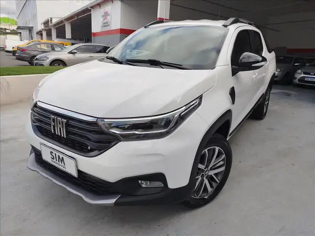 Carro Fiat Strada 2025 Volcano 1.3 Flex 8V CD Aut.