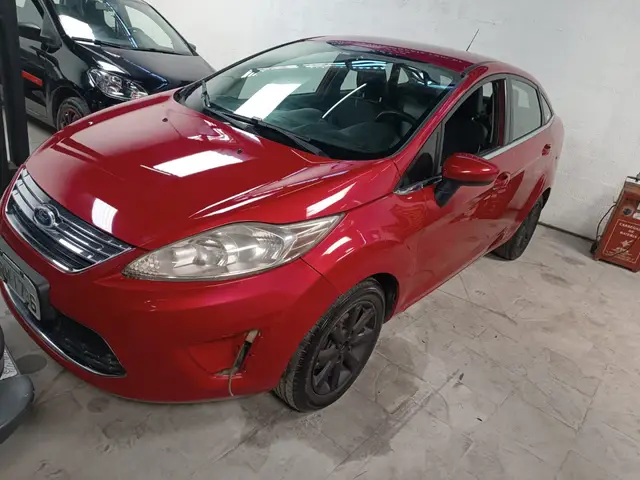 Carro Ford Fiesta Sedan 2011 1.6 (Flex)