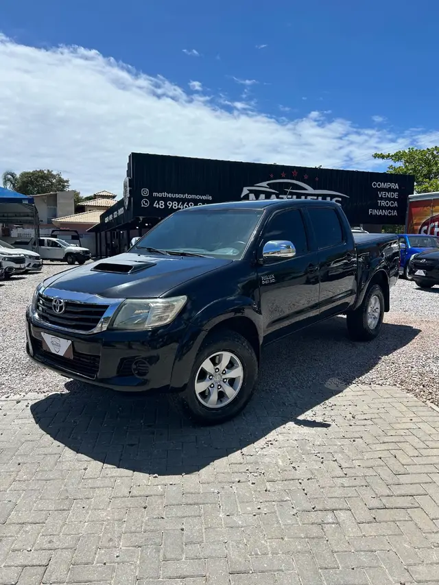 Carro Toyota Hilux Cabine Dupla 2015 Hilux 3.0 TDI 4x4 CD SRV (Aut)