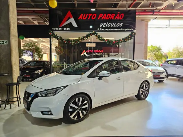 Carro Nissan Versa 2023 Exclusive 1.6 16V Flex Aut.