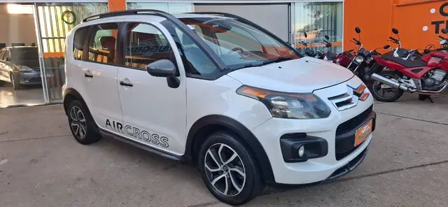 Carro Citroën Aircross 2015 Exclusive Salomon BVA 1.6 16V (Flex)