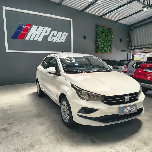 Carro Fiat Cronos 2023 Drive 1.3 (Flex) MT
