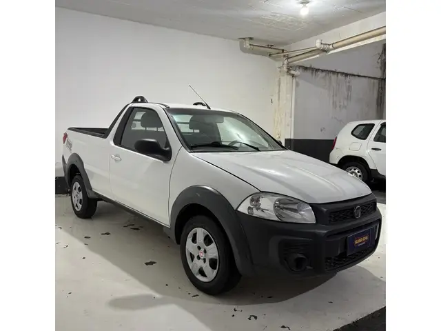 Carro Fiat Strada 2015 Working 1.4 (Flex)