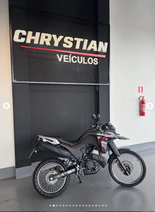 Moto Yamaha XTZ 250 Lander 2025 Connected