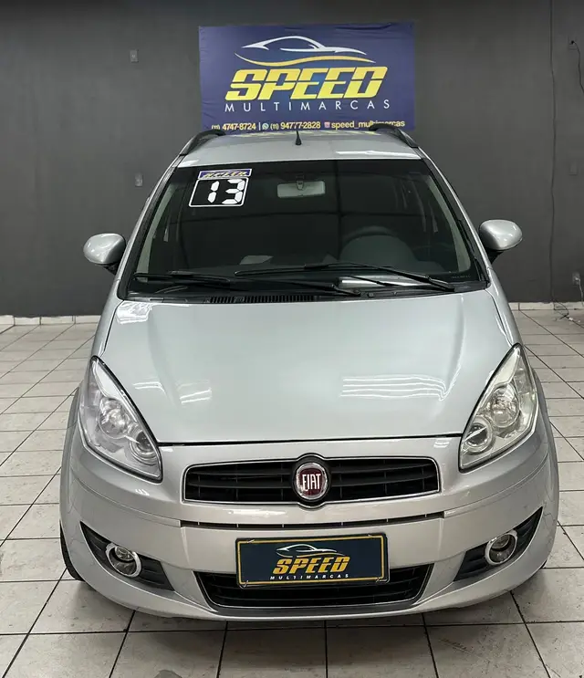 Carro Fiat Idea 2013 Attractive 1.4 8V (Flex)