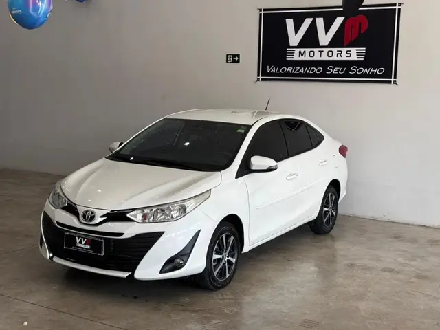 Carro Toyota Yaris Sedan 2020 1.5 XS CVT (Flex)