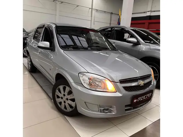 Carro Chevrolet Prisma 2012 Joy 1.0 (Flex)