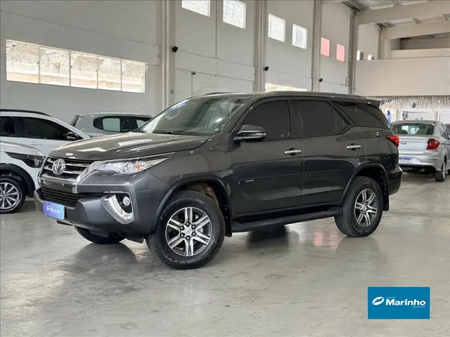 Carro Toyota SW4 2019 2.7 SRV 7L 4x2 (Aut) (Flex)