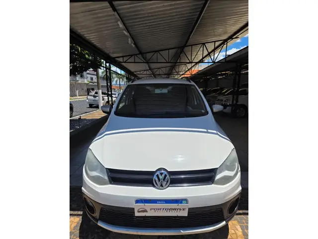 Carro Volkswagen CrossFox 2014 1.6 Mi Total Flex