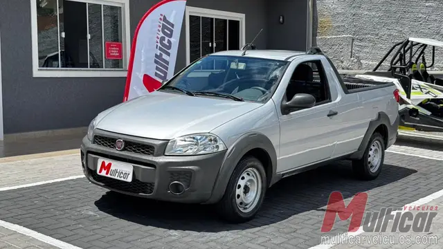 Carro Fiat Strada 2015 Working 1.4 (Flex)