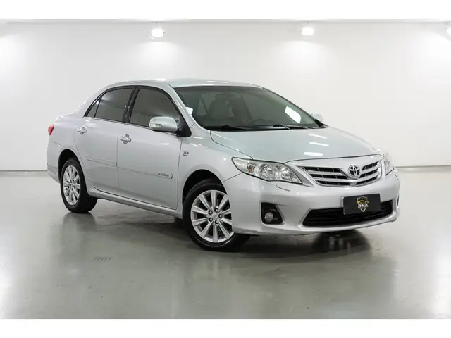 Carro Toyota Corolla 2013 2.0 Altis Multi-Drive S (Flex)