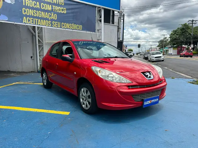 Carro Peugeot 207 2013 Hatch XR 1.4 8V (flex) 2p