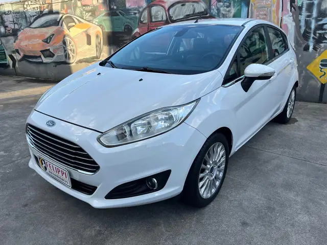 Carro Ford New Fiesta Hatch 2015 New Fiesta Titanium 1.6 16V PowerShift
