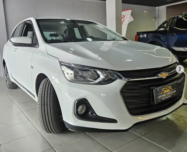 Carro Chevrolet Onix 2024 LT 1.0 Turbo