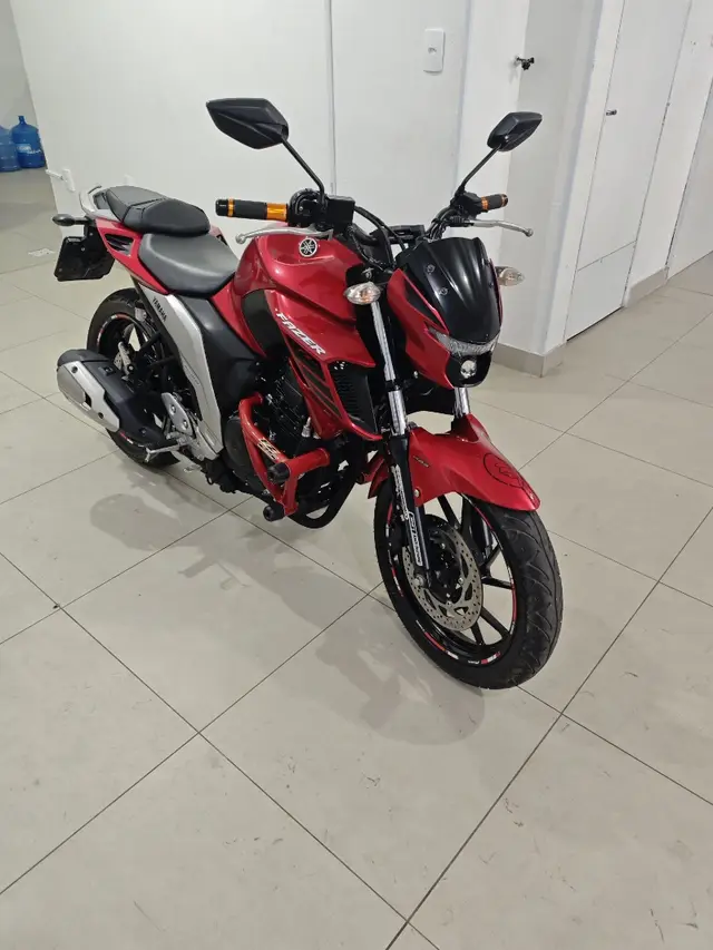 Moto Yamaha YS 250 Fazer 2023 ABS