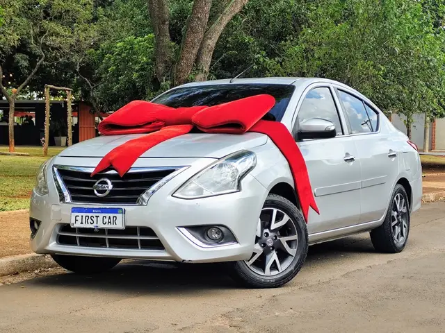 Carro Nissan Versa 2017 1.6 16V SL FlexStart CVT (Flex)
