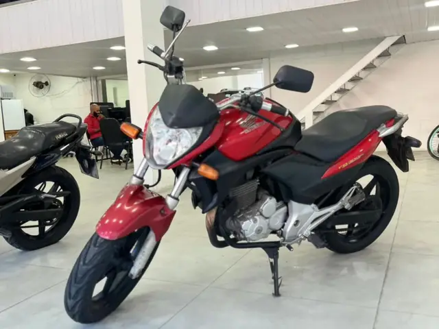 Moto Honda CB 300R 2012 Edição Especial