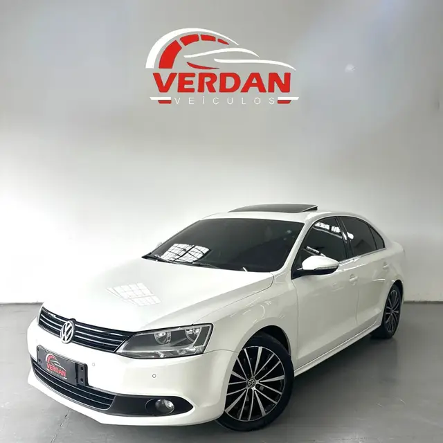 Carro Volkswagen Jetta 2013 2.0 Comfortline (Flex)