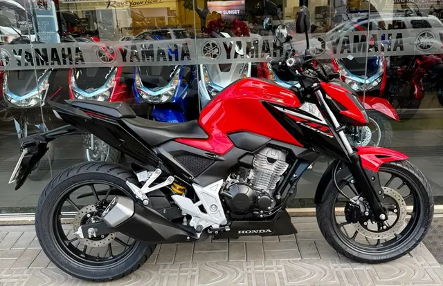 Moto Honda CB 300F Twister 2023 (ABS)