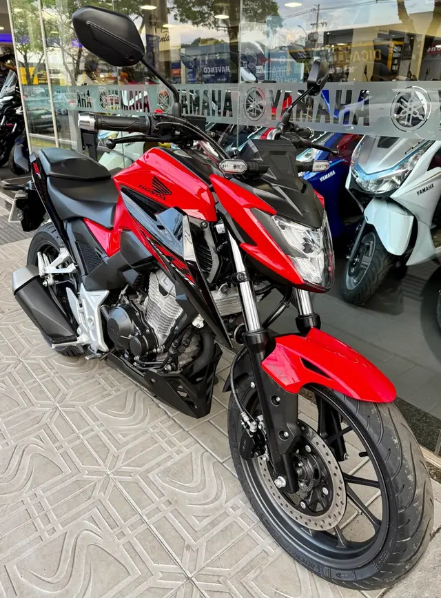 Moto Honda CB 300F Twister 2023 (ABS)