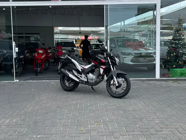 Moto Honda CB 250F Twister 2017 Standard