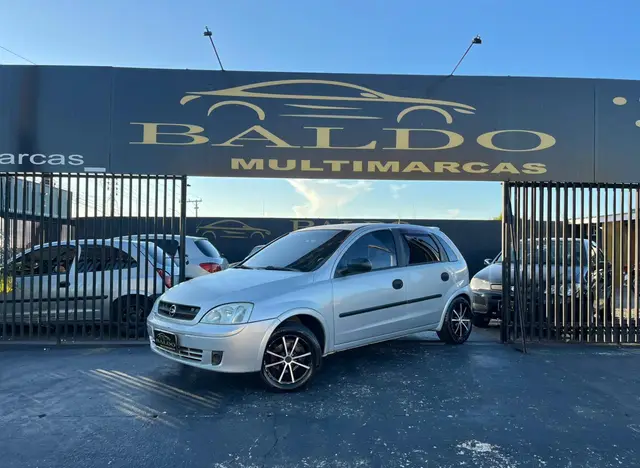 Carro Chevrolet Corsa Hatch 2003 1.0 8V