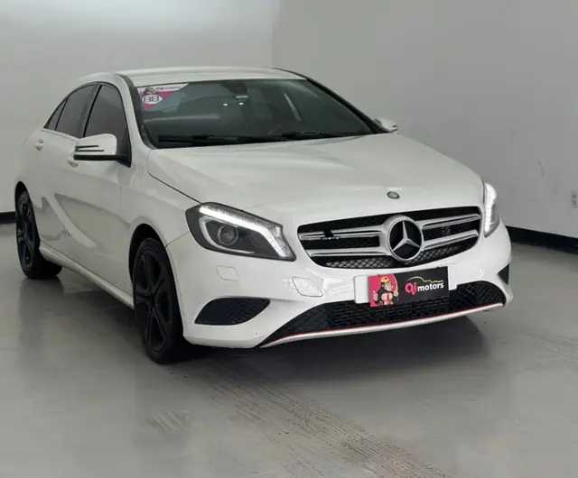 Carro Mercedes-Benz GLA 200 2015 GLA 200 1.6 Vision